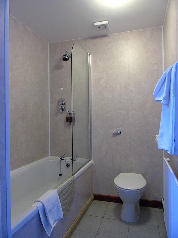 The Boars Head Hotel Sudbury  Экстерьер фото